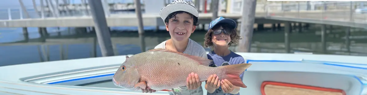 Snapper fishing in Miami with Nomad Fishing Charters